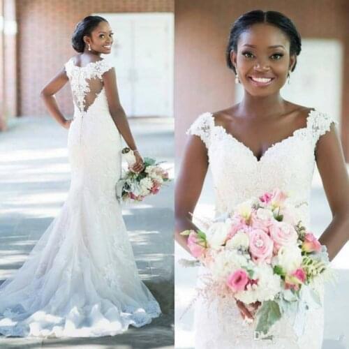 Vintage Long Sleeves Wedding Dresses V Neck Satin Tiered Skirt Sweep Train Custom Made Plus Size Wedding Bridal Ball Gown Vestid
