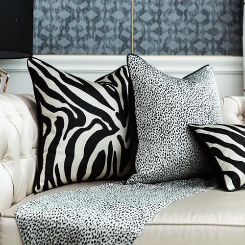 45*45cm Zebra Pattern Hugging Pillow Cover High Quality Cushion Cover Polyester Material Home Furnishing Striped Sofa Cover