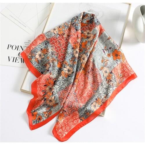 2021 New Silk Scarf Square Neck Hijab Foulard Pashmina Shawls Lady Wraps Bandana Female Neckerchief Headband Fashion Print