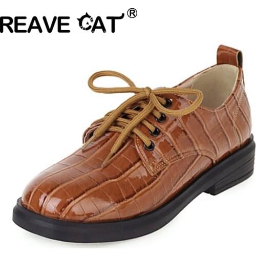 REAVE CAT 2021 Retro Ladies Flats Vintnge Alligator Texture Lace Up Round Toe 2CM Chunky Heel US11 Black Green Brown Pink A4387