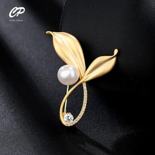 High Quality Daffodil Brooch Luxury Creative Flower Leaf Buckle Accessories Collar Buckle Pins Brooches Party Gift