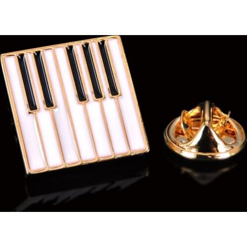 Summer new brass enamel craft gold piano keyboard Brooch mens Lapel Pin fashion style hat scarf backpack badge womens jewelry