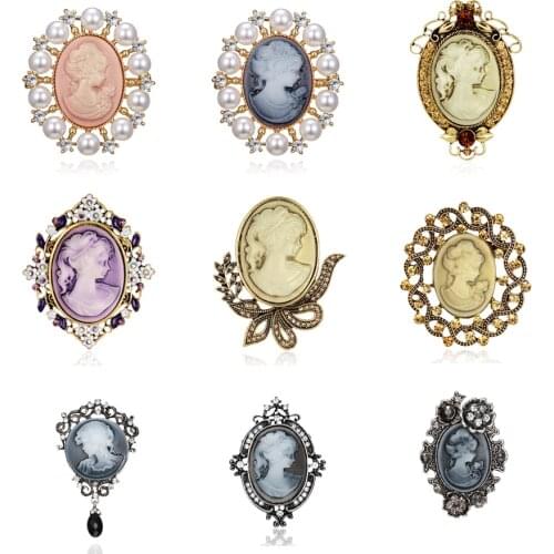 Crystal Rhinestones Cameo Vintage Brooches for Women Queens Cameo Beauty Head Brooch Pin Clothing Accessories Girls Gifts