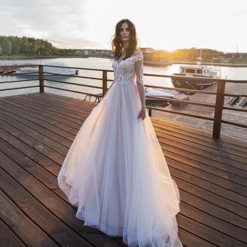 Fivsole A Line Tulle Sweetheart Wedding Dress 2021 Charming Appliques Sweetheart Long Sleeves Bridal Gowns Vestidos De Novia