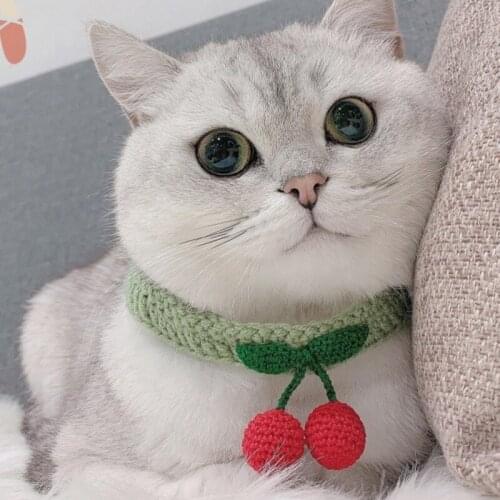 Knitted Pet Collar Cherry Pendant Cotton Handmade Wool Collars for Kitten Cat Pet Decorative Necklace Collars Pet Accessories