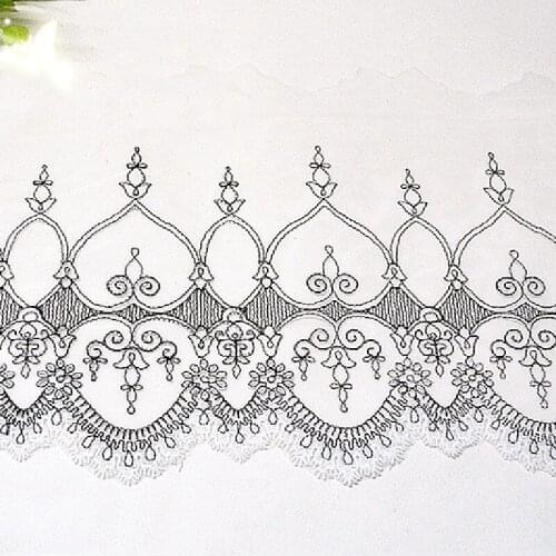 YACKALASI 10 Yds Cotton Embroidery Lace Scalloped Lace Applique White Black Flower DIY Garment Accessories 18cm