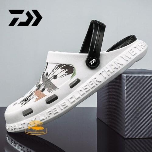 New Daiwa Summer Men Fishing Sandals Children Breathable Lightweight Casual Shoes Women Comfortable Swimming Water Shoes