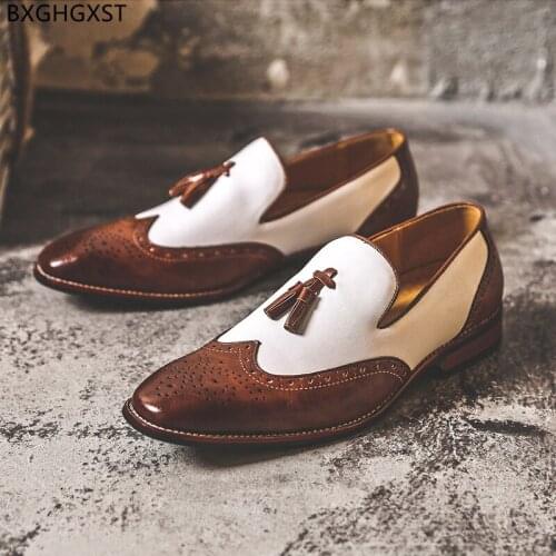 Italian Leather Loafers Men Shoes Designer Brogues Men Dress Shoes Fashion Party Shoes for Men 2021 Tassel Chaussure De Homme