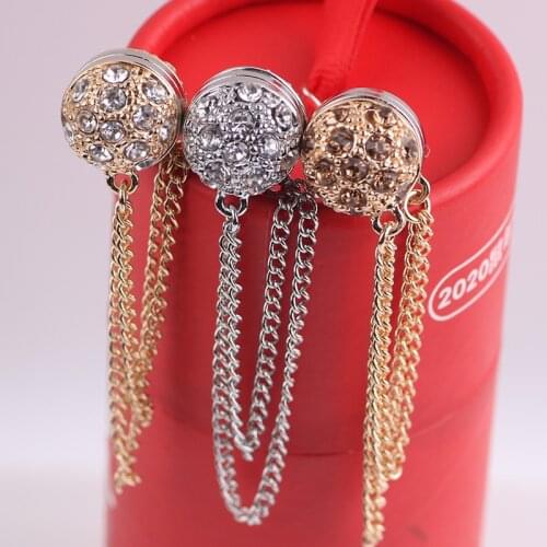 2021 New Crystal Safe Hijab Brooches for Women Tassel Strong Metal Plating Magnetic Hijab Clip No Hole Pin Female Muslim Jewelry