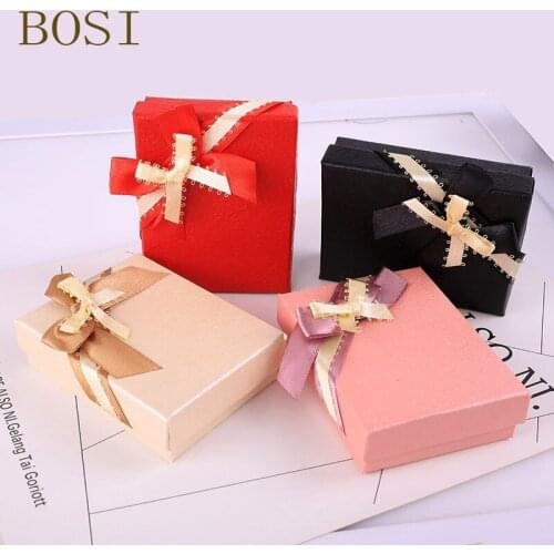 Box 2019 New Hot Engagement Ring Earrings Necklace Bow Square Jewelry Organizer Display Gift Holder Red Navy Black Pink Wedding