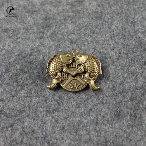 Copper Ancient Chinese Rotate the Wheel Double Carp Figurines Car Keychains Pendants Home Decorations Handmade Animal Fish Craft