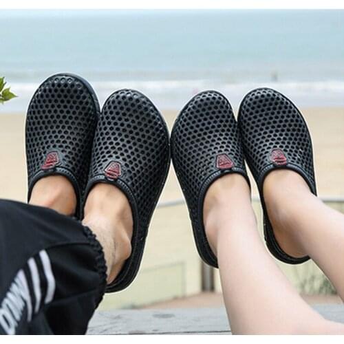 Summer Shoes Sandals New Breathable Beach Flip Flops Slip On Mens Slippers Mesh Lighted Unisex Shoes