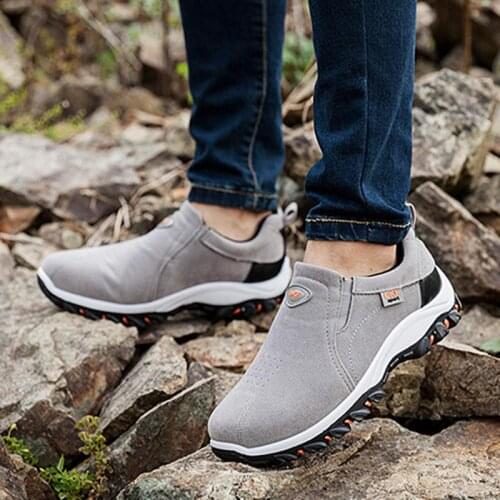 Outdoor Mens Sports Shoes PU Leather Sneakers Men Sport Shoes High Quality Mens Running Shoes Comfortable Gray Walk GMB-0192