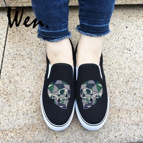 Wen Original Design Slip On Pumps Geometric Pattern Skull Black White Canvas Unisex Sneakers Girl Boys Athletic Gym Shoes