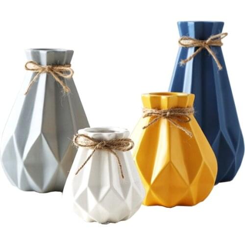 1pcs Small fresh ins Nordic ceramic vase living room table dried flowers flowers vase geometric color decorative ornaments