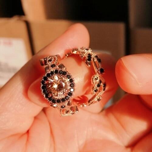 2021 Fashion Women Rings Luxury Flower Crystal Zircon Engagement Ring Set For Women Accessories Female Wedding Jewelry Gift