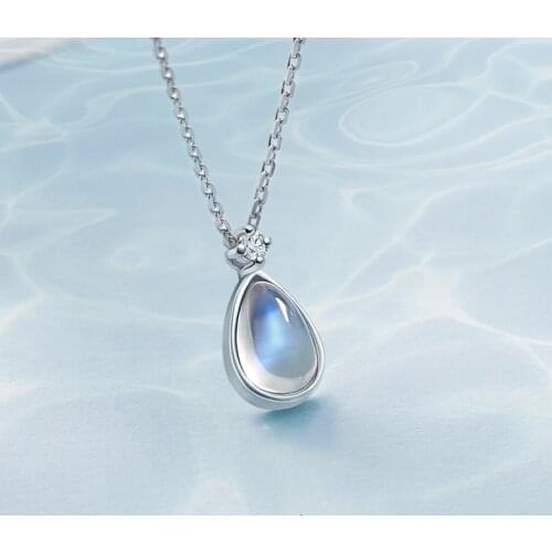 Fashion Jewelry Blue Teardrop Pendant Necklace Spring Summer Style Sweet Design Chain Necklace For Girl Lady Gifts
