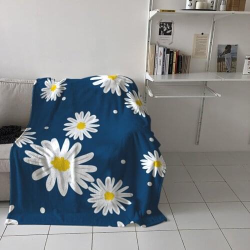 Flower Daisy Blue Throw Blanket Picnic Travel Blanket Portable Soft Bedspread Microfiber Flannel Blankets for Beds