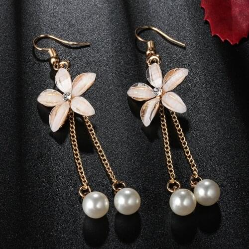 2021 new creative pearl flower retro temperament earrings earrings ladies fringed tide earrings gifts