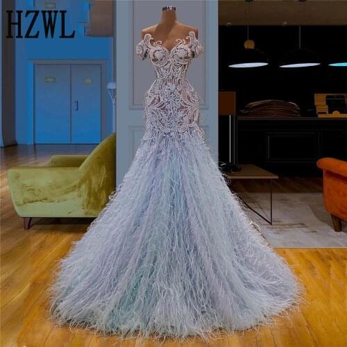 Baby Blue Feather Evening Dress 2020 Prom Dresses Illusion Lace Applique Top Long Formal Party Gowns robe de soiree