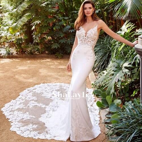 Vintage Mermaid Wedding Dresses Soft Satin Beach Bridal Gowns V-neck Sleeveless Lace Appliques Party Gowns Vestido De Novia