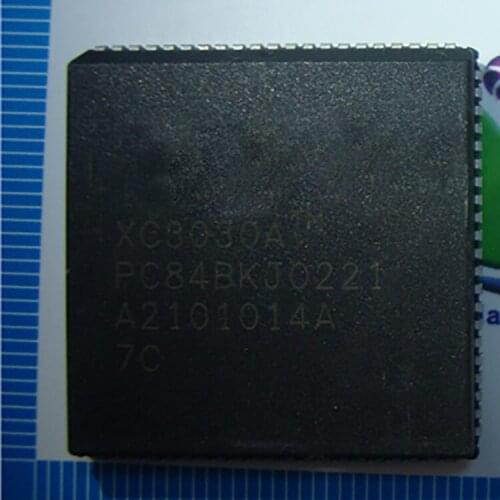 New XC3030APC44 XC3030A-7PC44C 2PCS/LOT