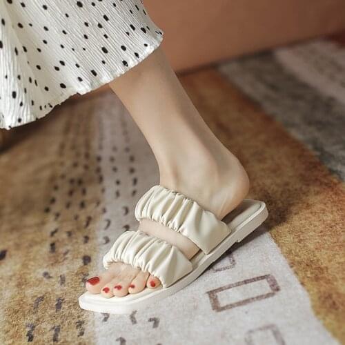 Slippers womens pleated flat-bottomed joker slippers women with soft soles Candy color kink fold womens shoes