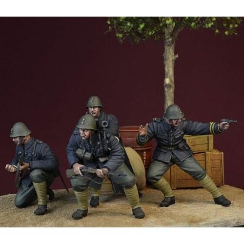 1/35 Scale Unpainted Resin Figure Rotterdam 1940 4 figures collection figure