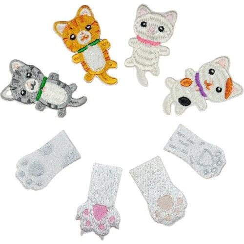 New Arrival White Animal Footprint Cat Sew Iron on Patches Embroidery Badges for Dress Clothes DIY Appliques Craft Decoration