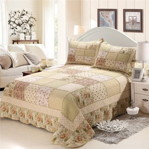 CHAUSUB Cotton Bedspread on Bed Quilt Set 4pc/3pc Korean Floral Patchwork Bed Cover Duvet Cover Shams Queen Size Quilted Bedding