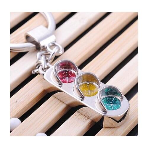 100pcs/lot fedex fast unisex lovely creative red green light keychain Traffic Light male womens key ring