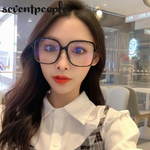 2020 New Arrival Oversized Square Sunglasses Women Fashion Simple Sun Glasses Ultra Light Frame Shades Eyewear UV400 Protection