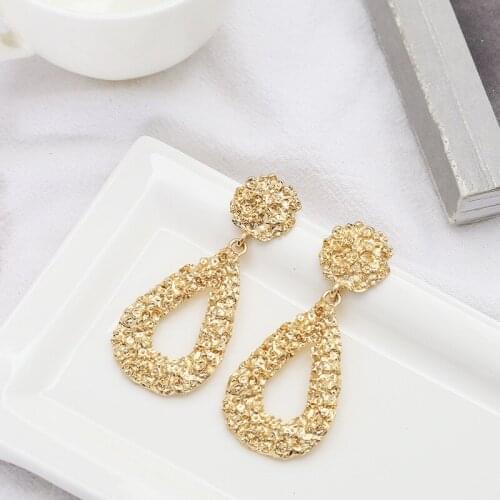 2020 Womens Earrings Fashion Trendy Jewelry Vintage Pendientes Dangling Earrings Water Drop Golden Black Earrings For Women