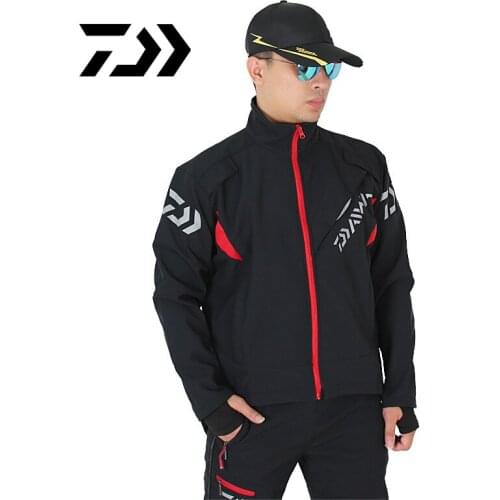 2021 Brand Daiwa Fishing Clothing Men Autumn Winter WaterProof Jacket Hiking Hunting Clothes For Man Hooded Fishing DAWA Shirts