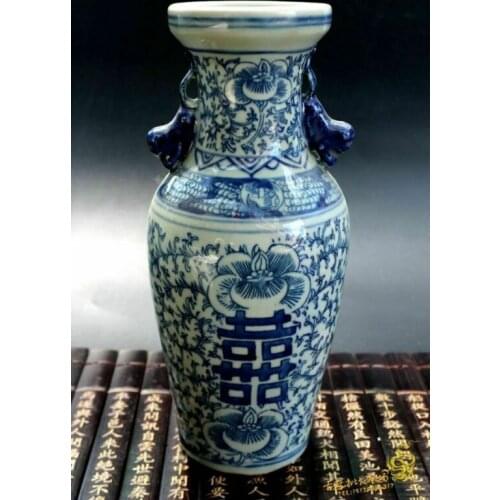 Chinese Blue and white porcelain Double happiness ornaments vase