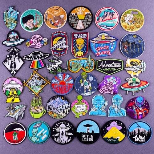 Outdoor Adventure Patches DIY UFO Iron On Patches For Clothes Alien Embroidered Patch Applique On Clothing Stripe Stickers Decor