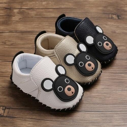 Newborn spring and autumn children cute baby boy rubber soles cartoon animal bear avatar soft soles non-slip baby shoes