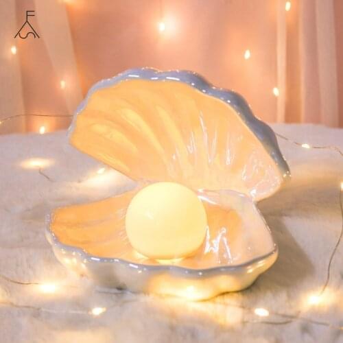 Ins Japanese Style Ceramic Shell Pearl Night Light Streamer Mermaid Fairy Shell Night Lamp for Bedside Home Decoration Xmas Gift
