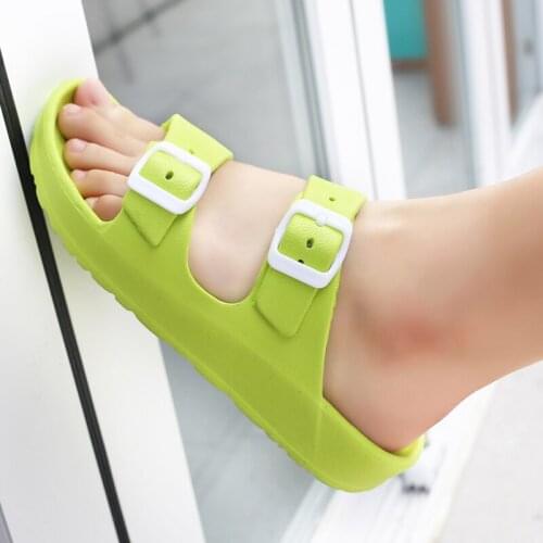 WIENJEE Women's Flip Flops