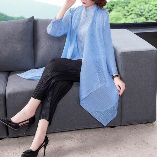 Pleated Jacket Female Spring Summer New Fashion All-Match Solid Color Long Sleeve Short Loose Irregular Thin Windbreaker zh948