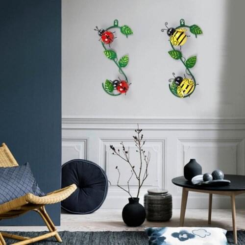 Insect Wall Decor Vivid Design Natural Colorful Ladybug Shaped Hanging Decor for Garden