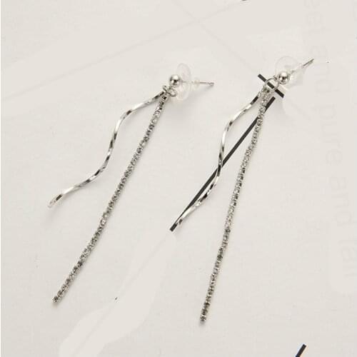 Wholesale Sales Punk Hot Sale Earrings 2018 Fashion New Earrings Simple Personality Chain Crystal Tassel Long Ladies Earrings