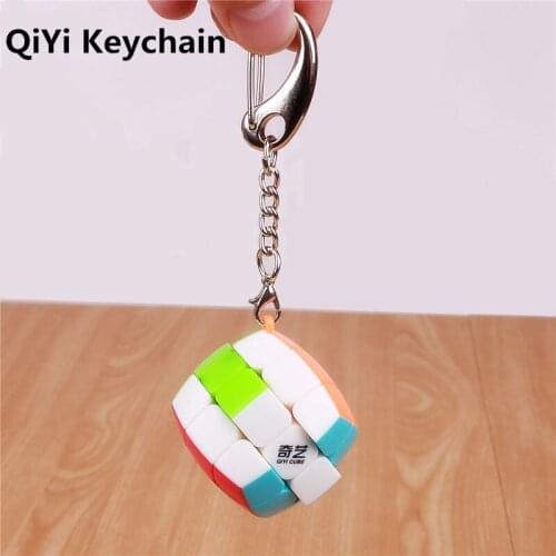 [JUDY] Qiyi 3cm Mini 3x3x3 speed Keychain magic Cube Professional,Anti-Stress Toys,Smooth,Childrens Puzzle,Quick Twist,Stable