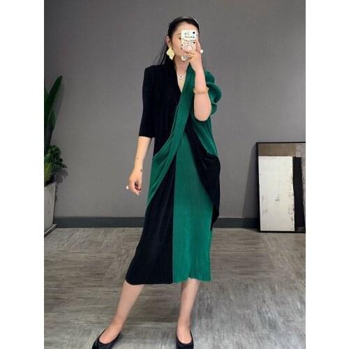 Pleated 2020 autumn winter French high fashion dress temperament niche dress plus size designer long dress Vintage indie clothes