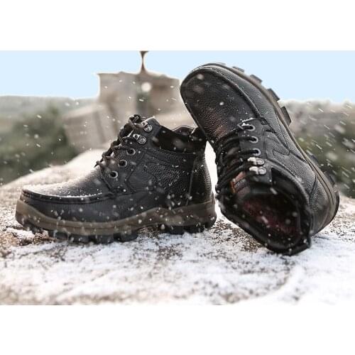 Mens new fur warm mens casual boots cotton shoes leather winter plush Martin boots mens military boots non-slip mens shoes