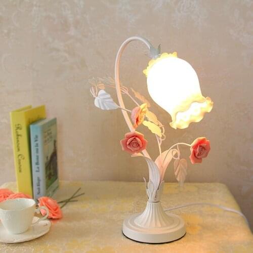 Pastoral style Korean wrought iron table lamp light pink rose flower bedroom dining room lamp