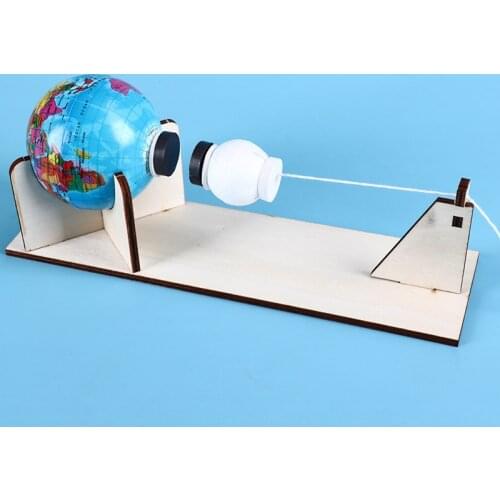 Wood student science and technology small-invention DIY globe universal gravity hand-assembled material packaging equipment