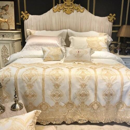 Egyptian cotton Embroidery Bedding sets Queen King Duvet cover Bed sheet set Pillowcases 4/6pcs white pink