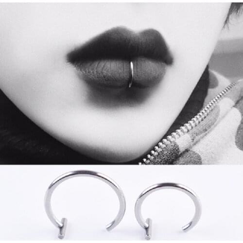 Women lips Rings Medical Titanium steel Nose Ring Fake Nose Ring Septum Piercing Clip On mouth Ring Fake Piercing Body Clip Hoop