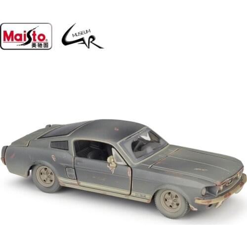 Maisto 1:24 Model Car Simulation Alloy Racing Metal Toy Car Children Toy Gift Collection 1967 Ford Mustang GT